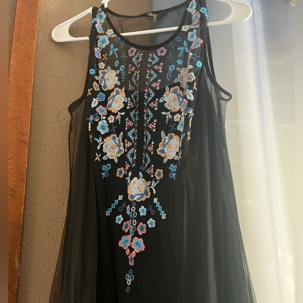 ✨Dress✨ 👗 - Picture 2 of 3